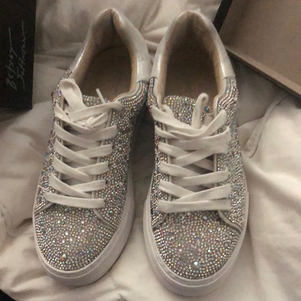 Sparkle sneakers